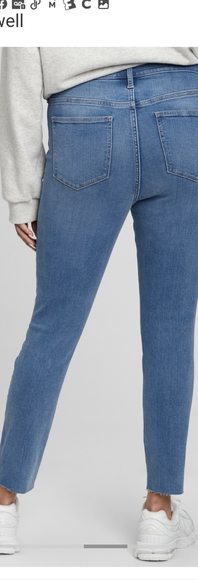 Gap size 27 regular 5 button distressed jeans - Picture 4 of 4